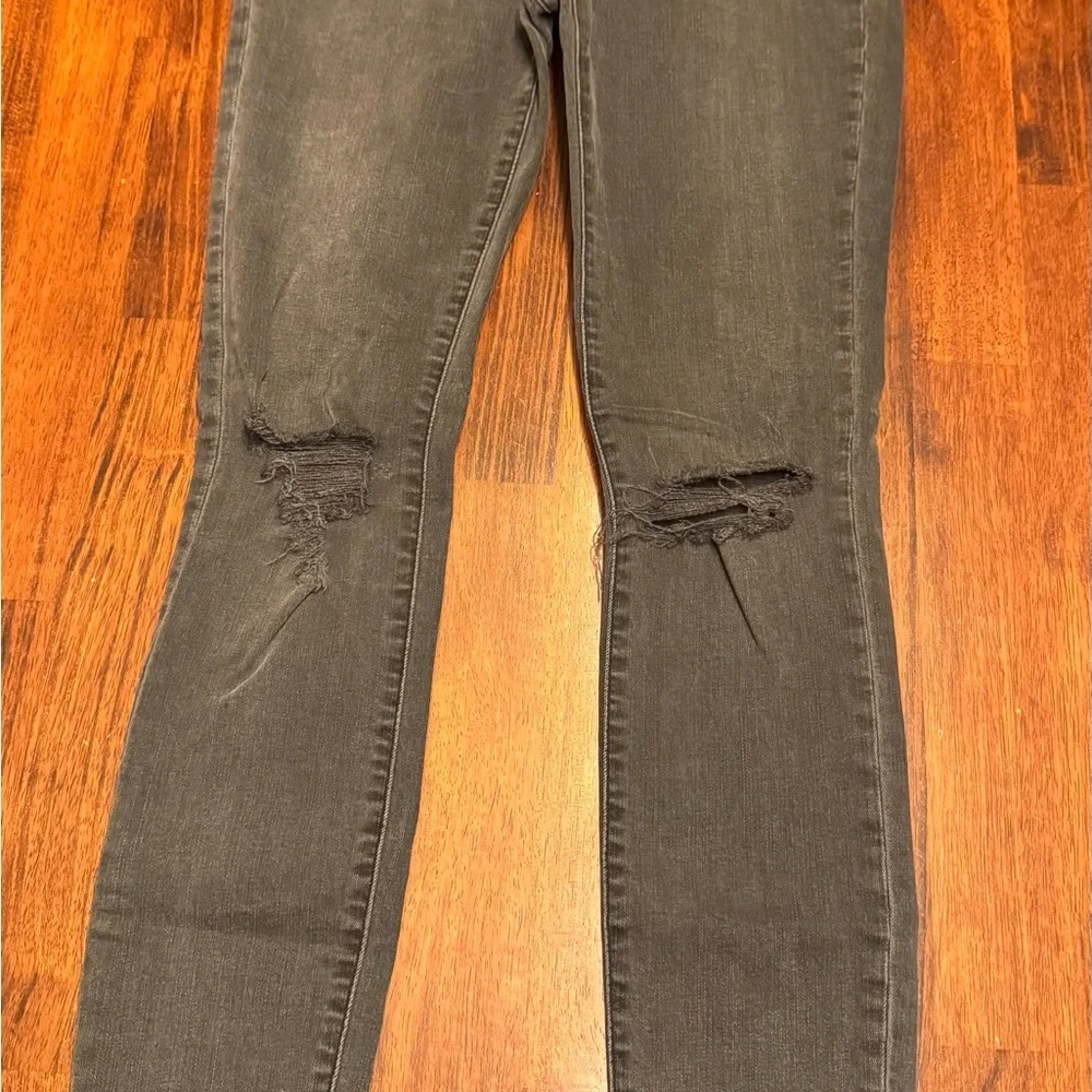 Madewell Curvy High-Rise Skinny Jeans in Black Sea - Picture 2 of 7